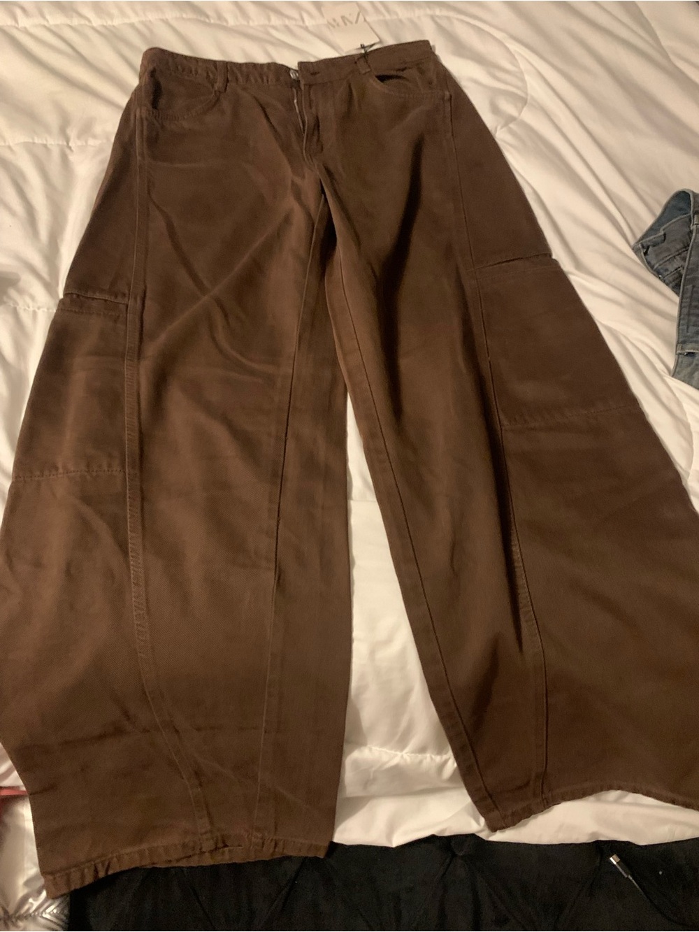 Zara Brown Wide-Leg Cargo Jeans - Picture 2 of 3